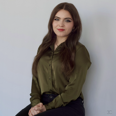 Syrena Hjelmgren headshot