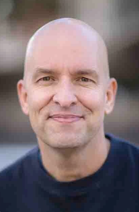 Storm Gloor headshot